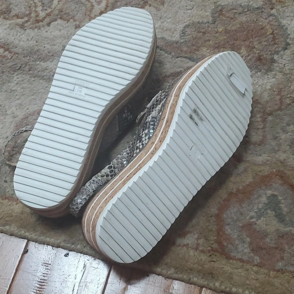 Schutz snake slingback platform loafers